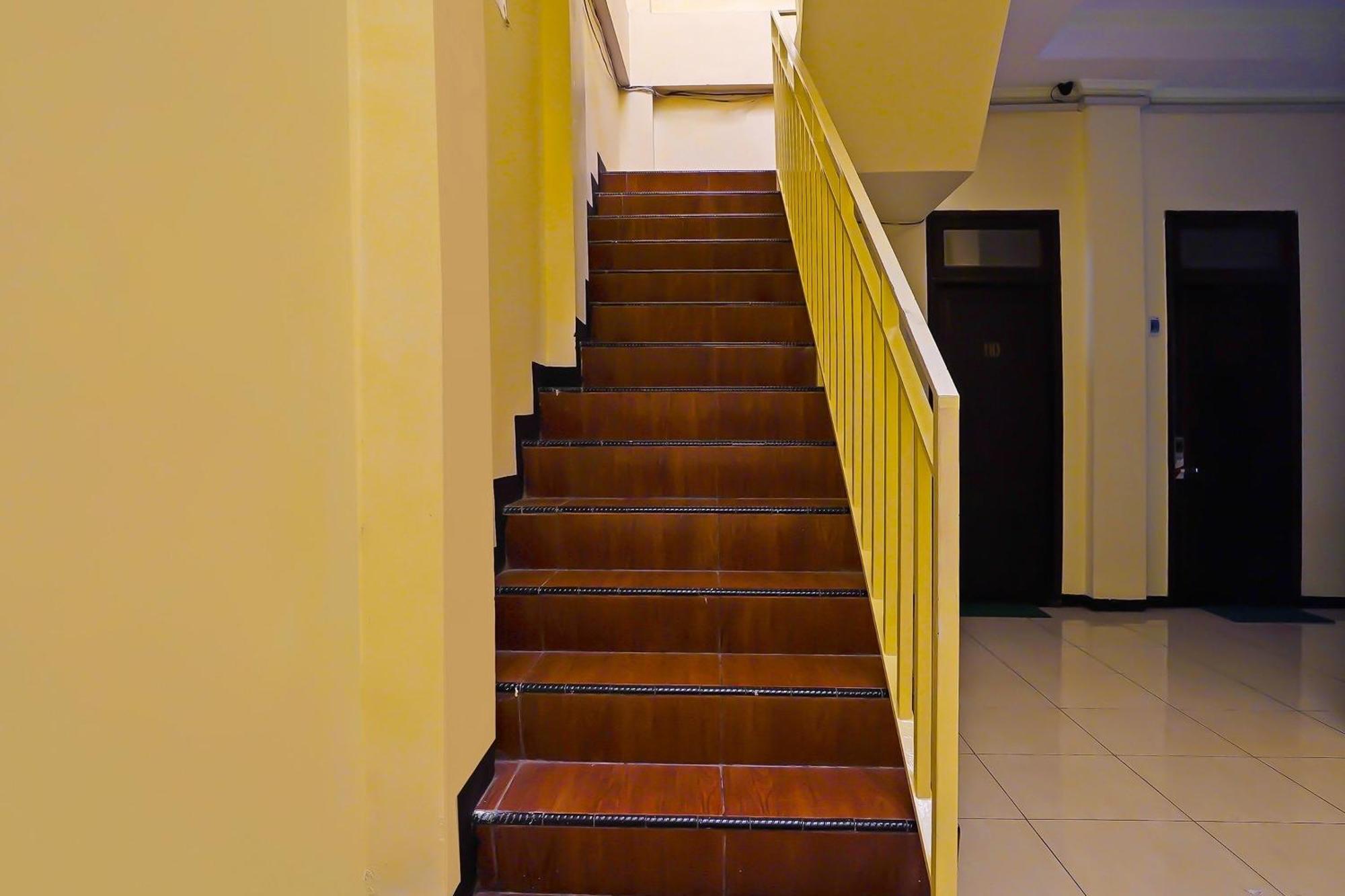 Oyo Life 511 Grace Residence Surabaja Zewnętrze zdjęcie