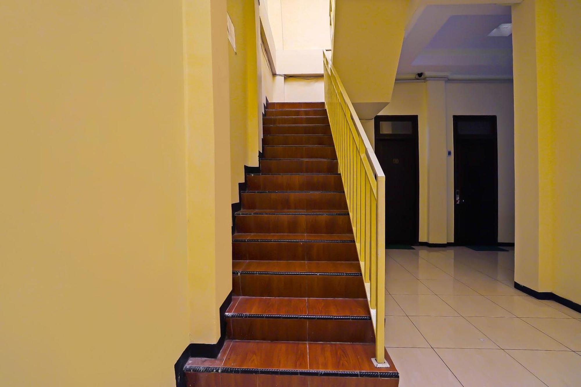 Oyo Life 511 Grace Residence Surabaja Zewnętrze zdjęcie